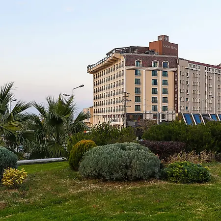 Almira Thermal & Convention Center 酒店 伯萨