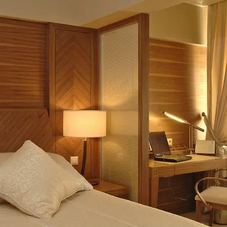 Almira Thermal & Convention Center Отель