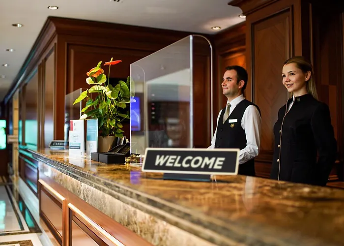 Almira Thermal & Convention Center Отель